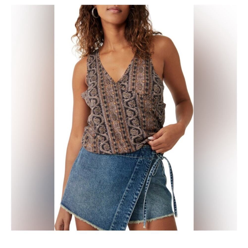 Free People Your Twisted Tank Size Medium